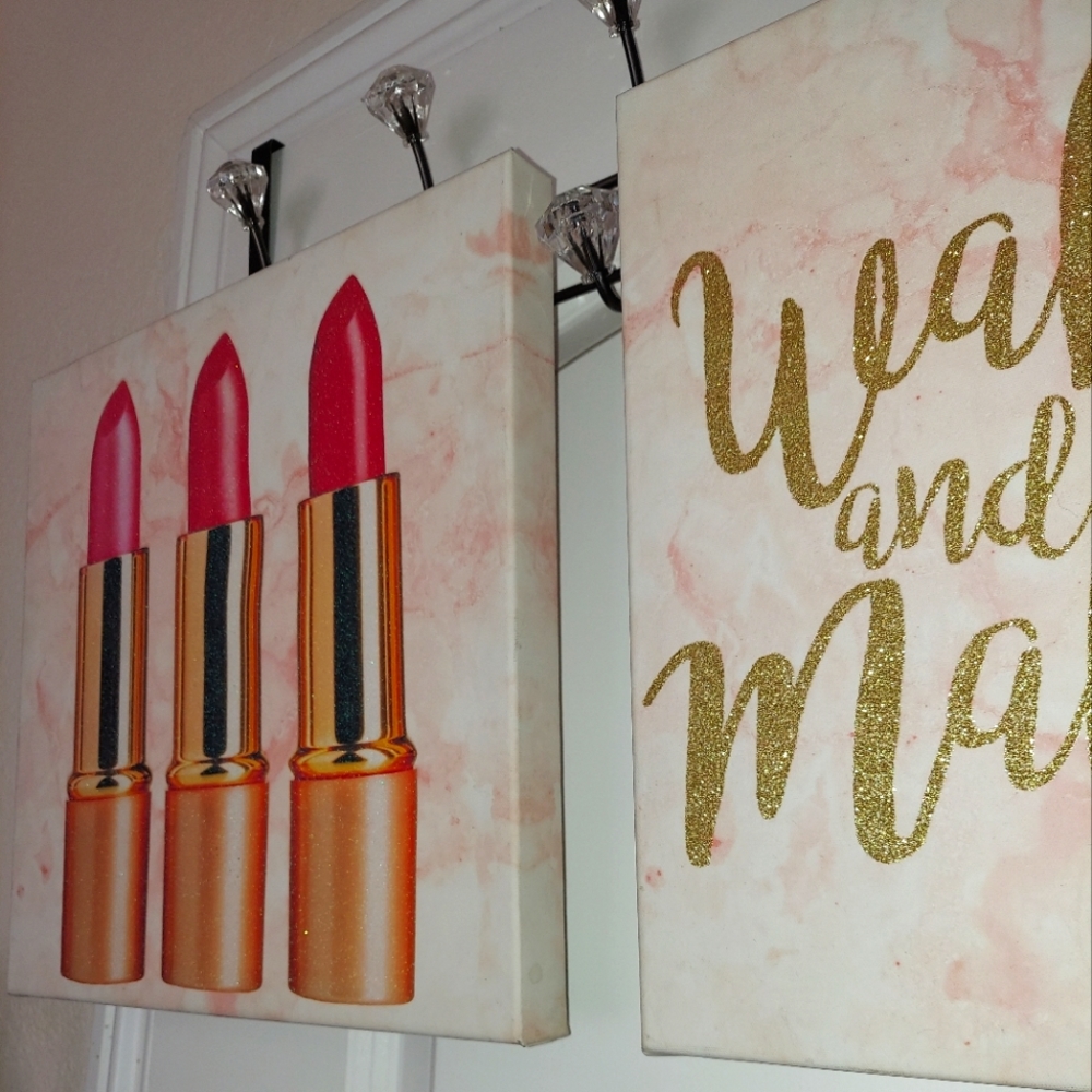 Beauty room wall art